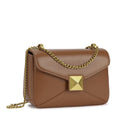 Bolsa Flap com Corrente e Detalhe Piramidal